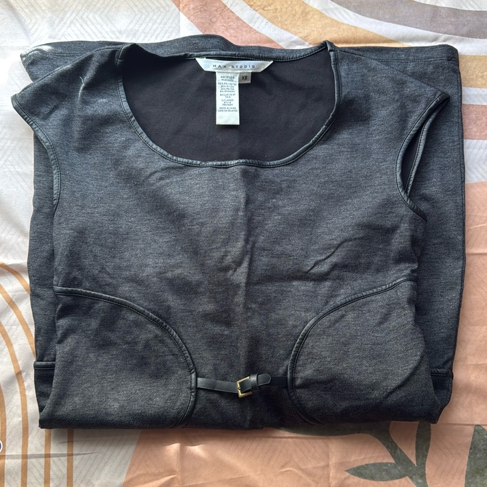 3/$10 Max Studio Gray And Black Midi Dress